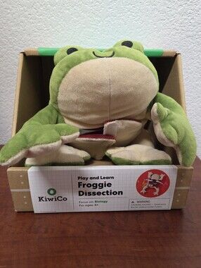 KiwiCo Play and Learn Froggie Dissection Plush NIB